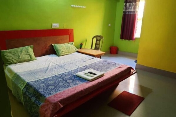 Sábanas de algodón egipcio, ropa de cama de alta calidad y escritorio