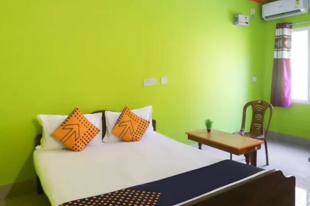 Deluxe Double Bed Room Non Ac