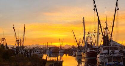 The Lucky Hook, Hyde Co, Waterfront, Pet & Family Friendly w/kayaks, Fireplace