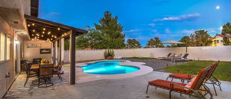 Outdoor pool, a heated pool