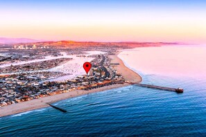 In Strandnähe, Liegestühle, Strandtücher