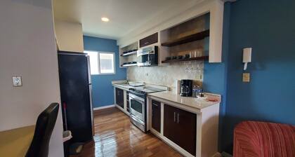 Modern 2 bedroom apartment in the heart of Playas de Tijuana