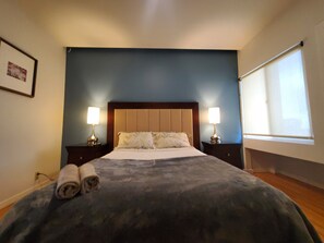 2 habitaciones, tabla de planchar con plancha y wifi gratis 