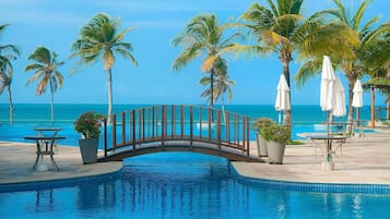 Family Apartment | Pool