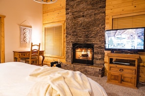 4 habitaciones, tabla de planchar con plancha, wifi y ropa de cama