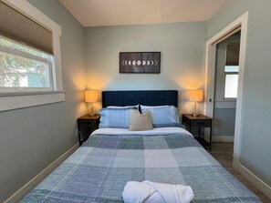 2 bedrooms, iron/ironing board, free WiFi, bed sheets - ★ Pasadena 2B/2B fully remodeled with 2 parking ★  (Pasadena)