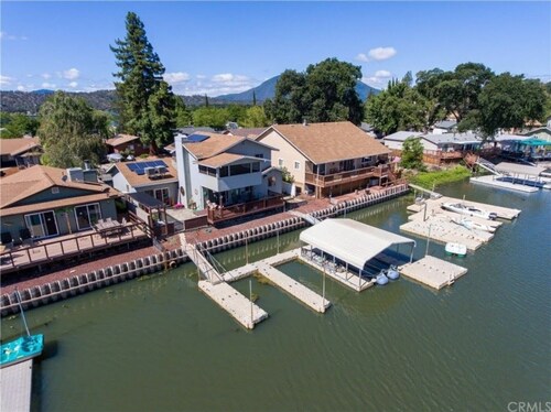 Wonderful 3BD 3BA Smarthome w/ multiple decks and large dock!