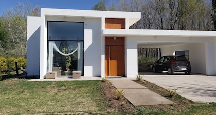 Luana House plottier