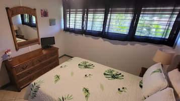 1 chambre, fer et planche à repasser, lit parapluie, Wi-Fi gratuit