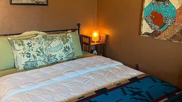 1 bedroom, desk, iron/ironing board, free WiFi