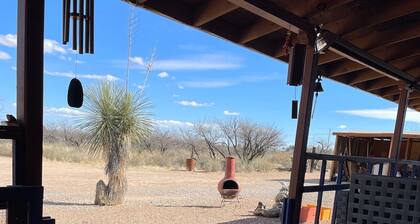 Ranchito Paraiso: Pet-friendly Rustic Elegance in the Desert