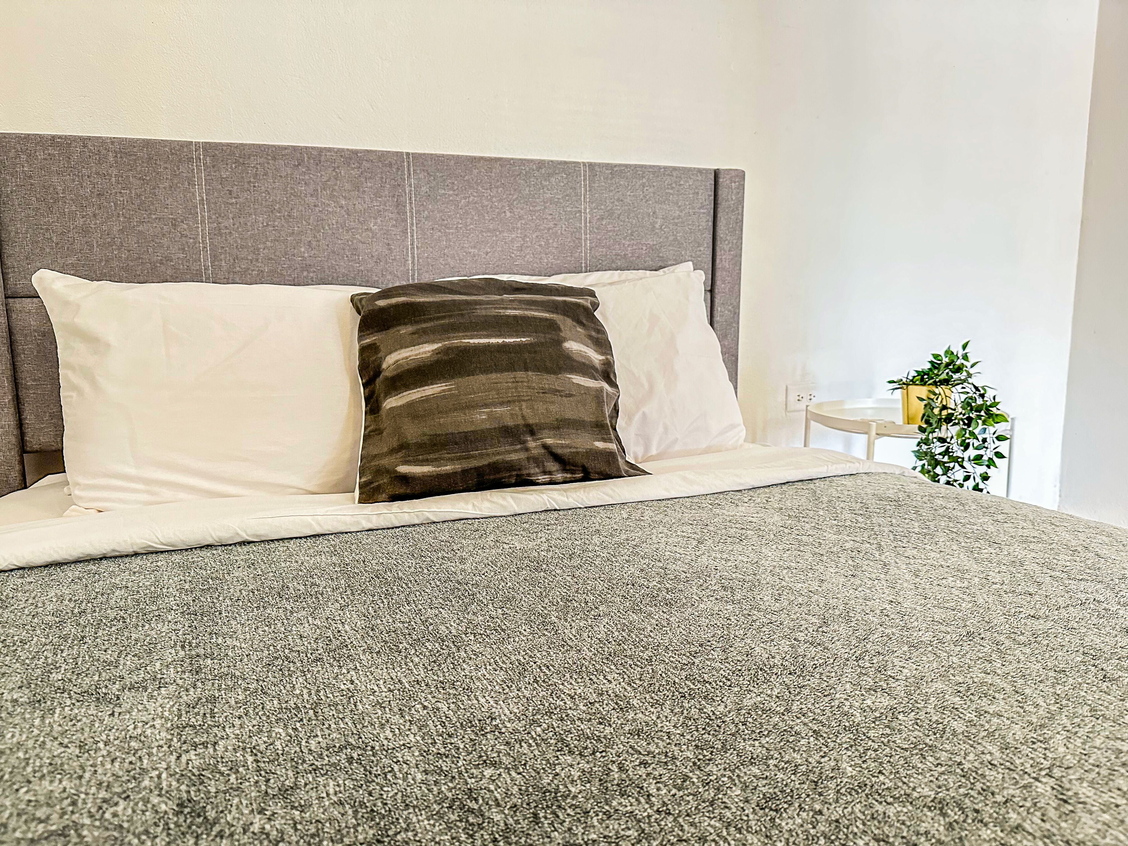 Basic Studio | Iron/ironing board, free WiFi