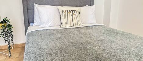 Tabla de planchar con plancha y wifi gratis