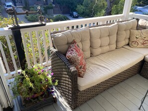 Property grounds - Wine Country Home Located in Heart of Downtown Amador City (Amador City)