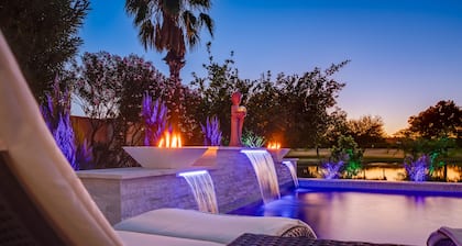 LAKEFRONT!FREE HEATED POOL,SPA. BOAT, KAYAK. EV charger. Ocotillo Chandler.