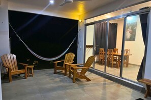 Outdoor dining - PAVONES Modern CONDO, Close2 SURF! AC_WIFI_HOT_H2O (Pavones)