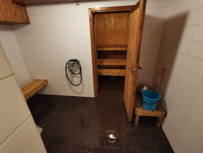 Bathroom - Largeresidence 5-bed/11 Persons Apartment in Kotka (Kotka)
