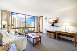 Smart TV - Beautiful Mountain View in Waikiki Sunset +Parking (Honolulu)