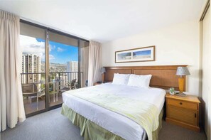 1 bedroom, iron/ironing board, free WiFi, bed sheets - Beautiful Mountain View in Waikiki Sunset +Parking (Honolulu)