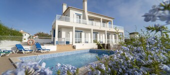 Seascape - Surf, Family & Comfort