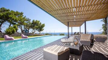 Alberca al aire libre