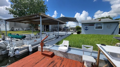 Tiny House Couples Retreat Lake Okeechobee 