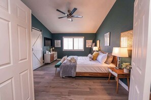 3 bedrooms, iron/ironing board, travel crib, WiFi