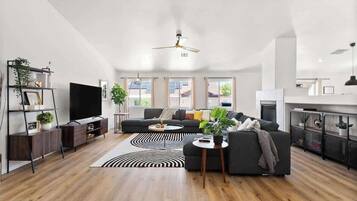 Televisión, chimenea, Netflix, servicios de streaming