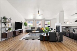 Fernseher, Kamin, Netflix, Streaming-Dienste