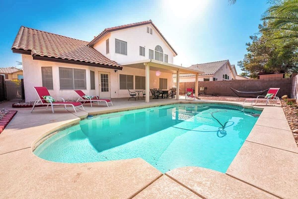 When you arrive, make sure you have your cameras ready. We have the perfect backdrop for you to take great photos at any time of day or night. Then, to round off the day, enjoy some much-needed pool time.