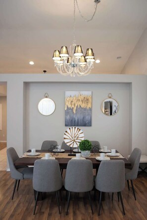 Dining - Remodeled 5 Bedroom Stunner close to LV Strip! (Henderson)