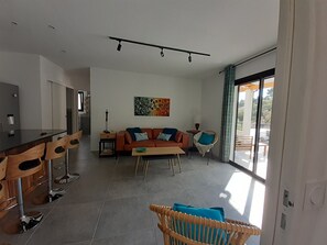 Älytelevisio, kirjoja