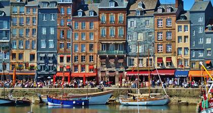 studio "le boujou" vue piscine