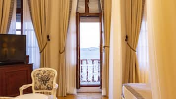 Royal Room, 1 Double Bed, Sea View