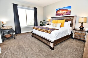 8 makuuhuonetta, työpöytä, silitysrauta/-lauta, Wi-Fi