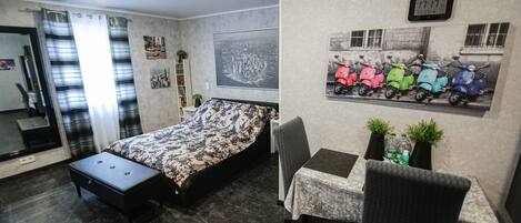 1 bedroom, free WiFi, bed sheets