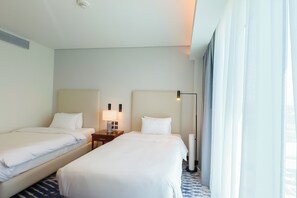 Premium Suite, 3 Bedrooms | Egyptian cotton sheets, premium bedding, in-room safe, soundproofing - DoubleTree by Hilton Jeddah Al Andalus Mall (Jeddah)