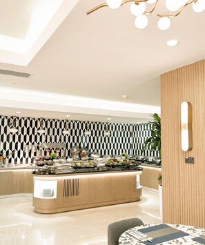 Daily buffet breakfast (SAR 75 per person) - DoubleTree by Hilton Jeddah Al Andalus Mall (Jeddah)