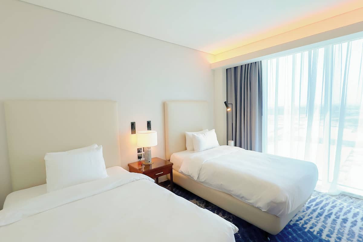 Premium suite, 3 slaapkamers | Luxe beddengoed, een kluis op de kamer, geluiddichte muren