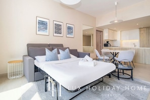 Deluxe Apartment | Living area