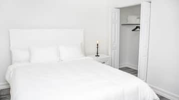 2 bedrooms, iron/ironing board, travel cot, WiFi