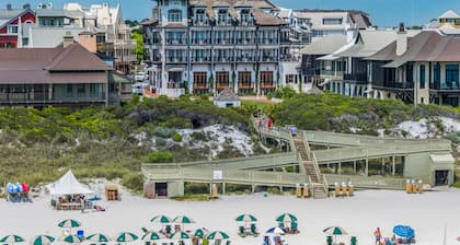 Benoit Carriage House— A petite, pristine pied-å-terre w/a perfect location