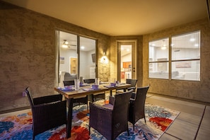 House, 3 Bedrooms | Meeting facility
