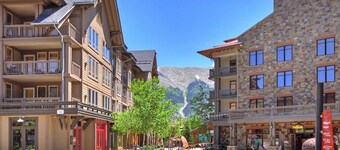 Modern Hotel Room in Center Village - TM225A by Redawning