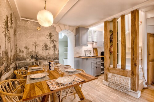 Villa Bougainvillier - quays of Trouville-sur-Mer