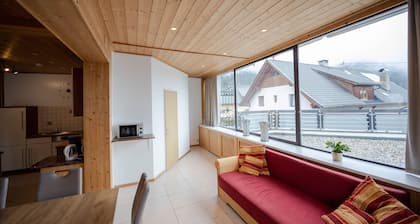 Chalet 48 - Holiday home with pool near Nassfeld and many lakes