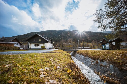 Chalet 48 - Holiday home with pool near Nassfeld and many lakes
