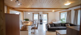 Chalet 48 - Holiday home with pool near Nassfeld and many lakes