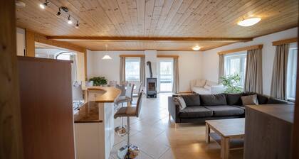 Chalet 48 - Holiday home with pool near Nassfeld and many lakes