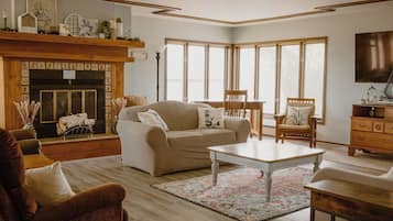 Smart TV, DVD player, books, video library